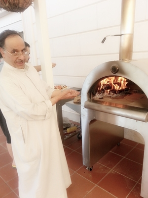 4 Wheels Stainless Steel Pizza Oven Outdoor 900mm Wood Fired Pizza Oven